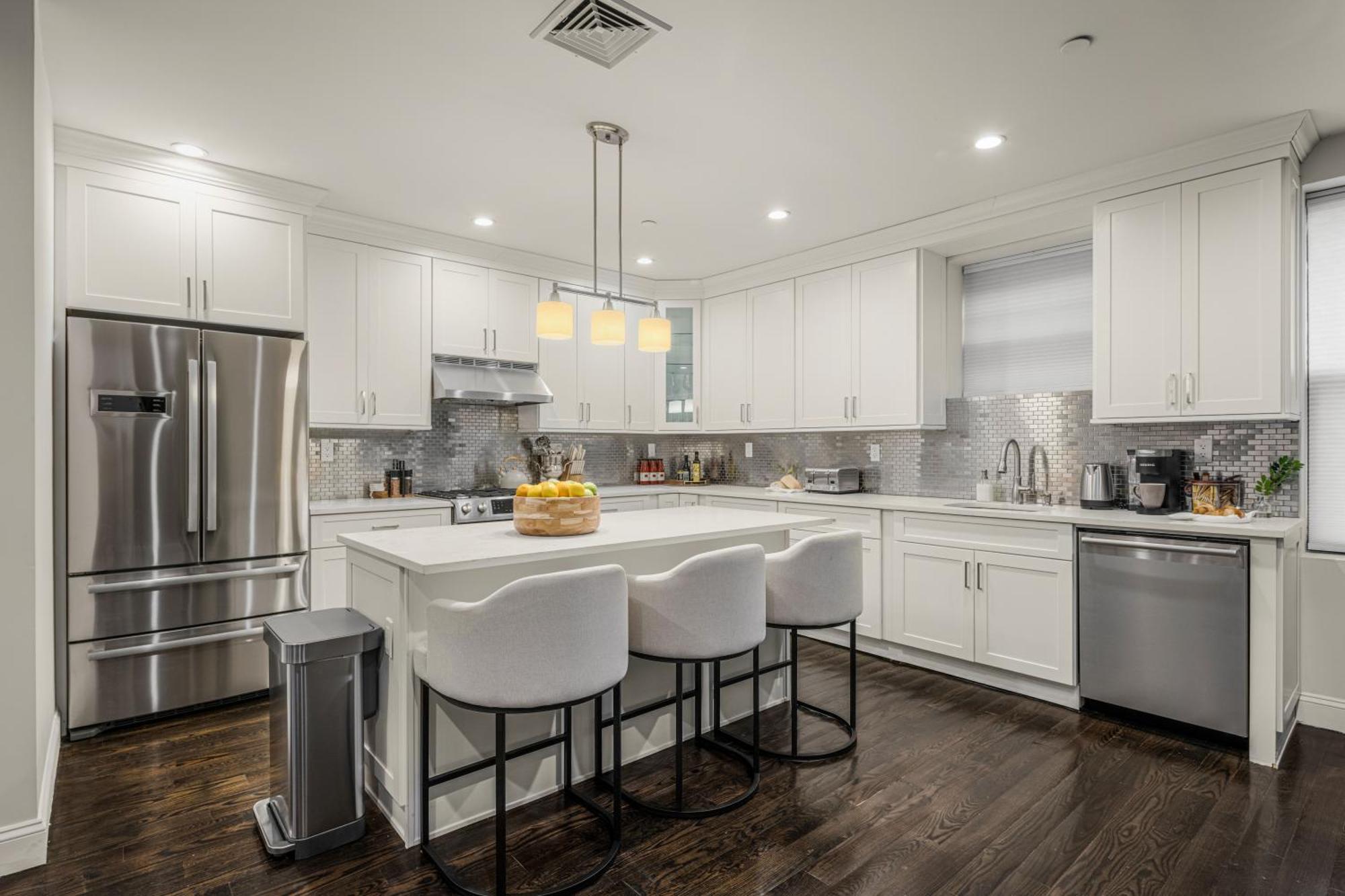 Appartement Stylish 3br Designer In Harlem With Parking New York