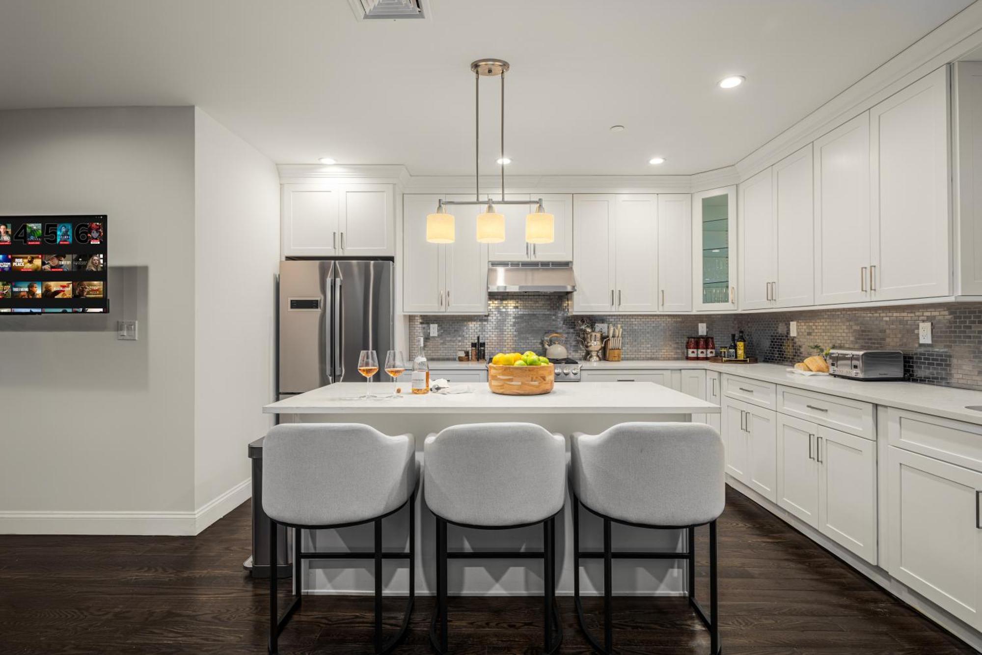 Stylish 3br Designer In Harlem With Parking Appartement New York